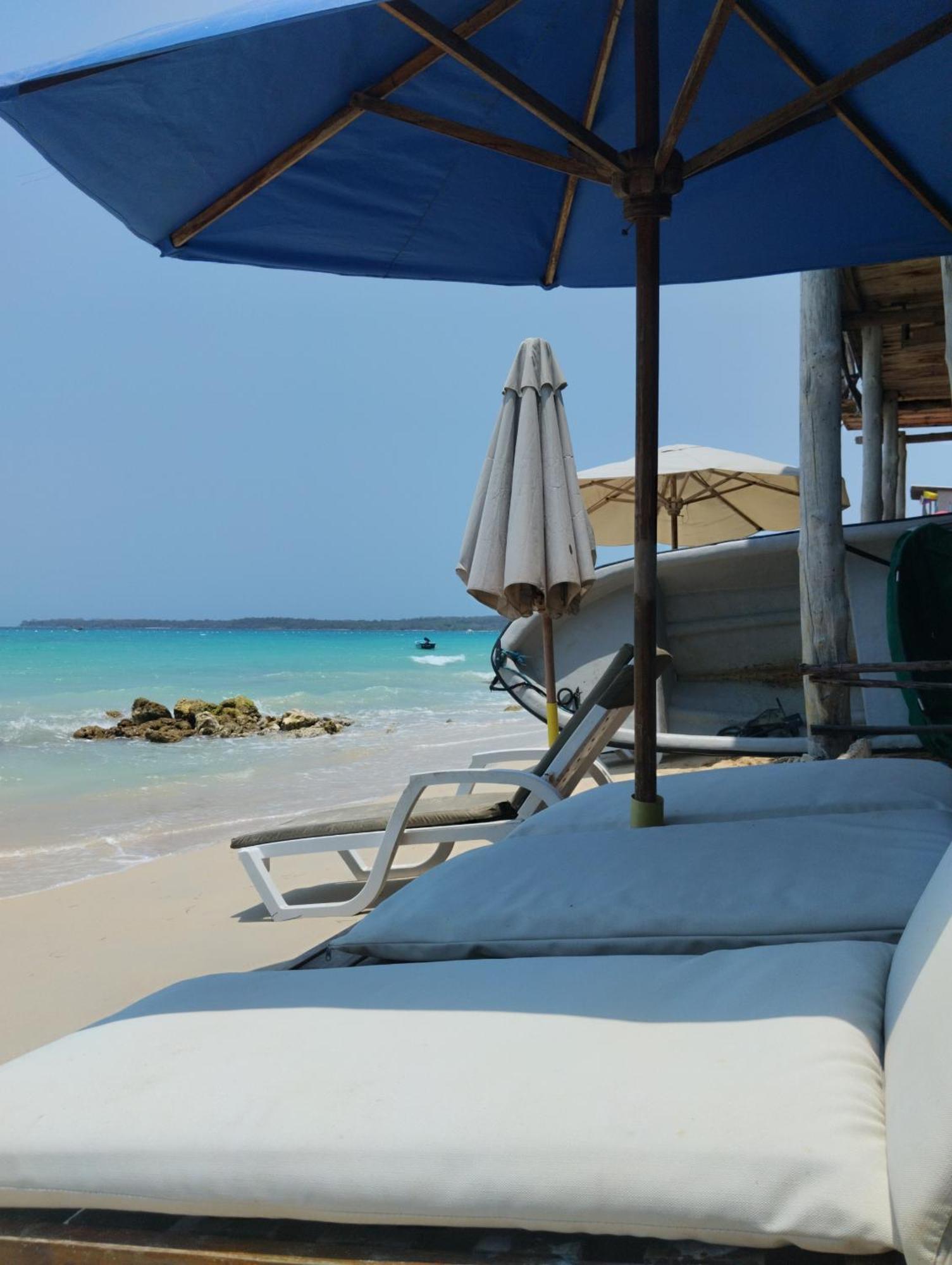Hostal Lamar Baru Donde Gertrudis Playa Blanca Bagian luar foto